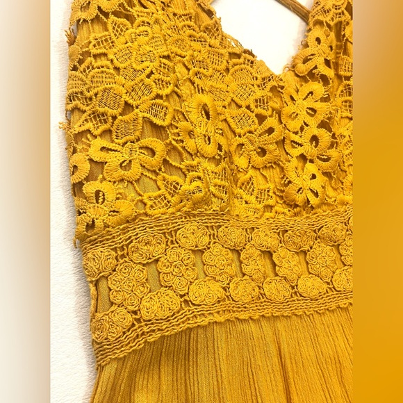 Maurices Yellow Solid Floral Crochet Lace Bodice Top V-Neck Midi Dress Large - Picture 3 of 16